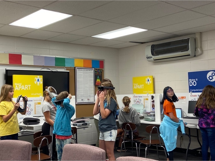 Students exploring CSI Lab